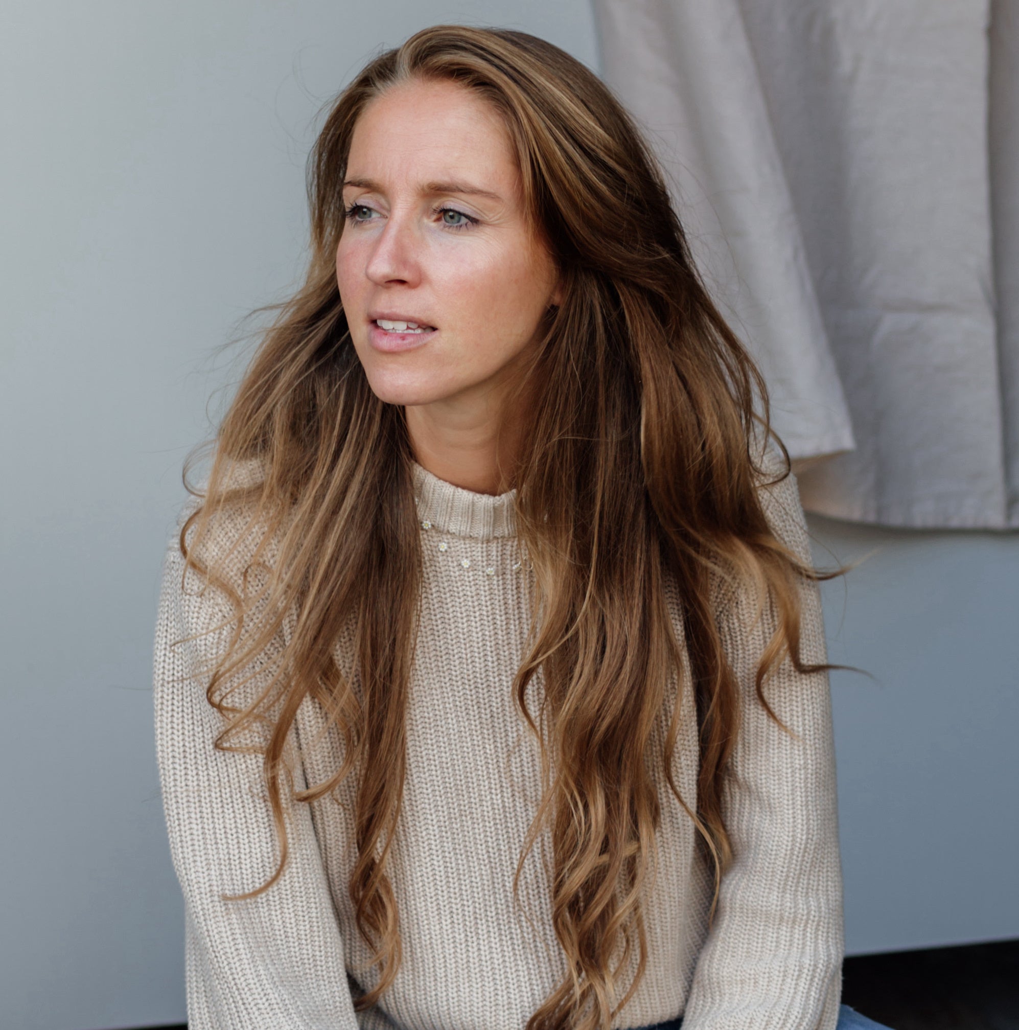 Skylar Sweater // UNI // Latte